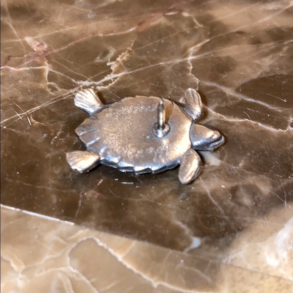 Danforth Pewter 1993 Turtle Scatter Lapel Pin Signed Vintage Unisex - Picture 8 of 11